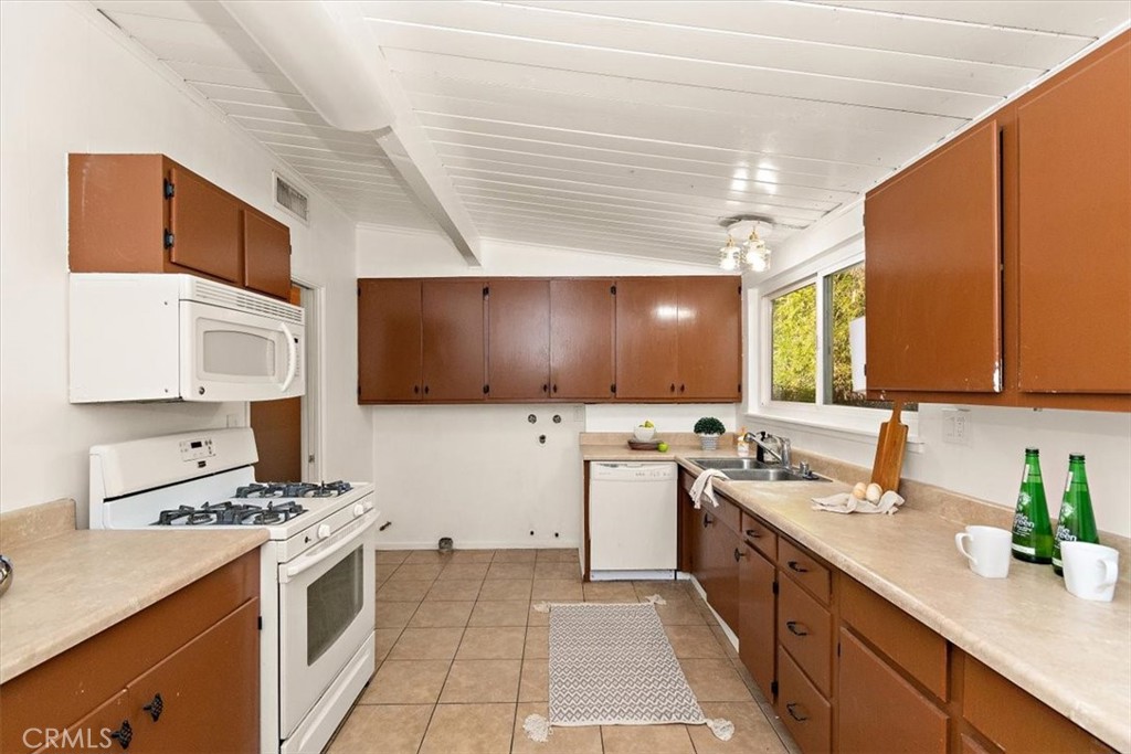 234 E Elizabeth Street