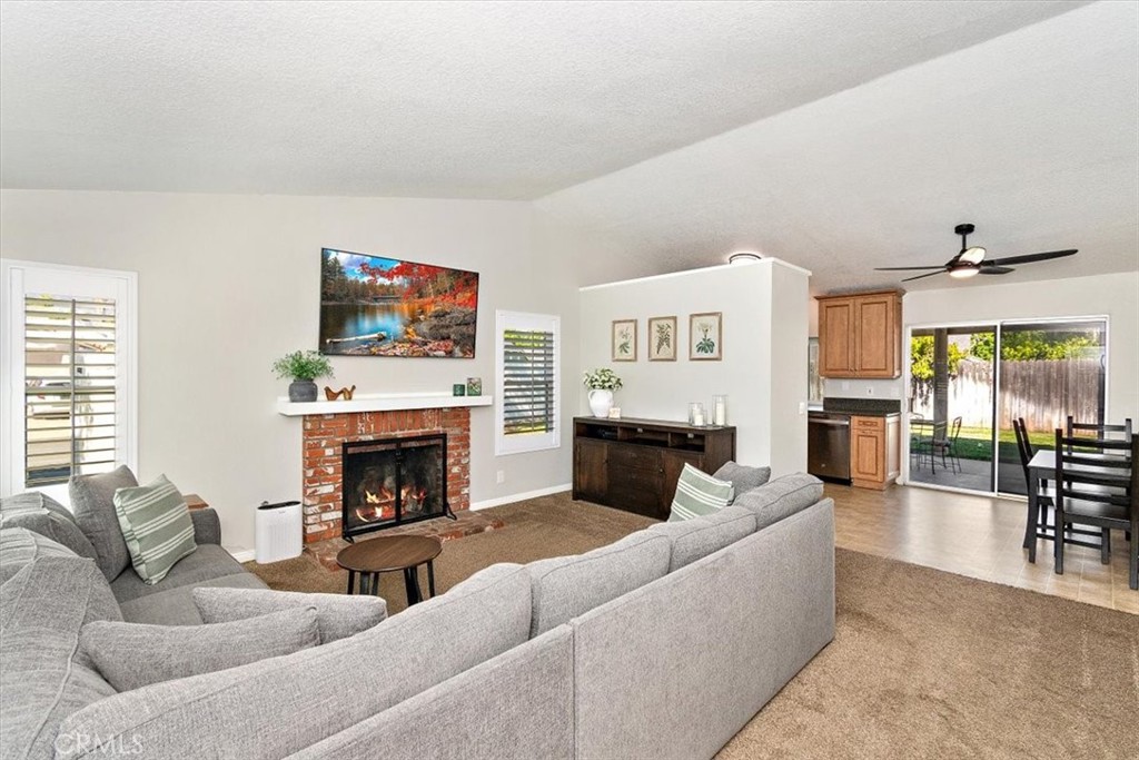 12563 Bougainvillea Way