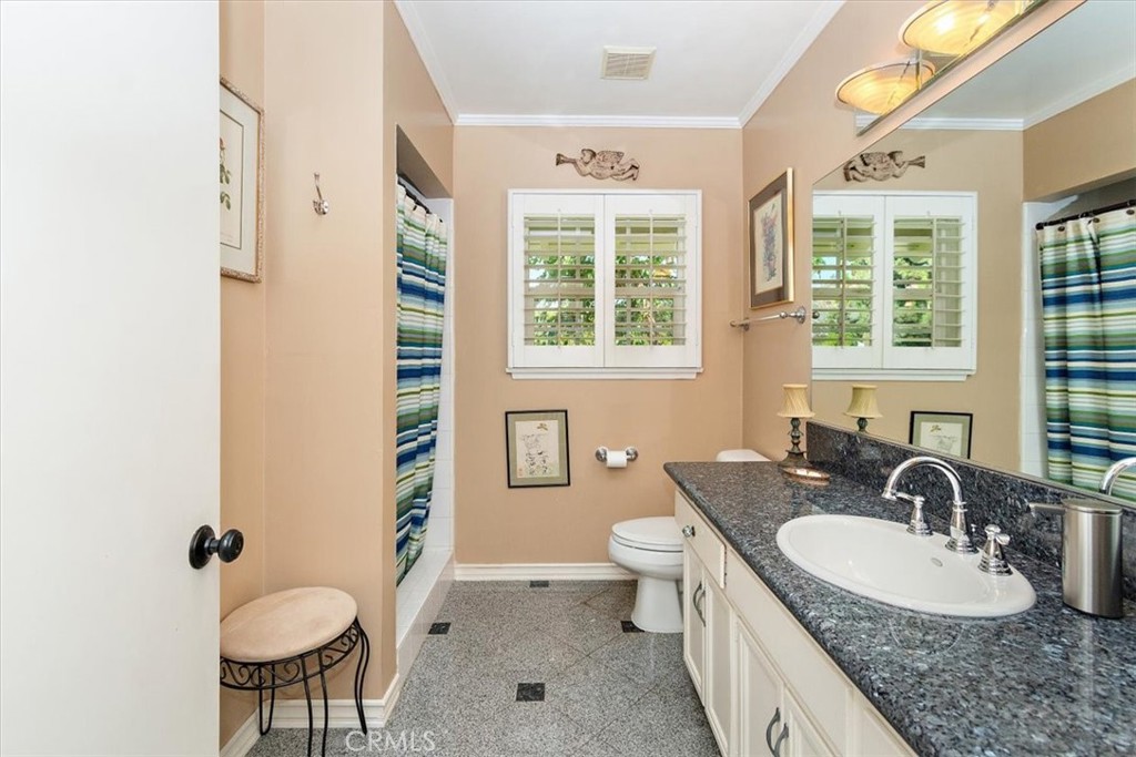 717 Bubbling Well Drive