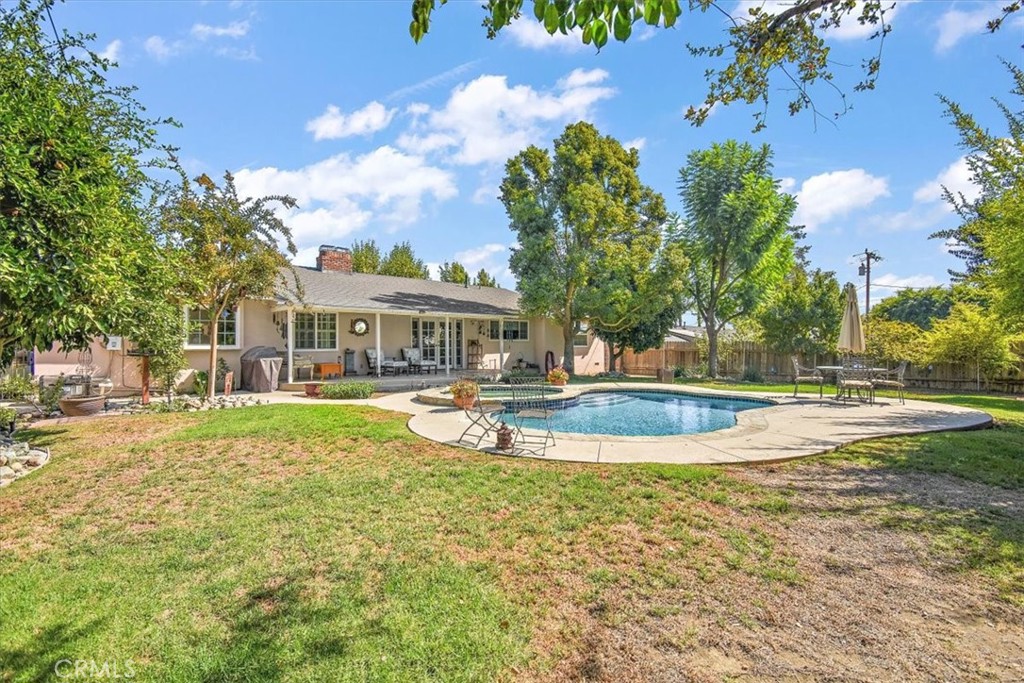 717 Bubbling Well Drive