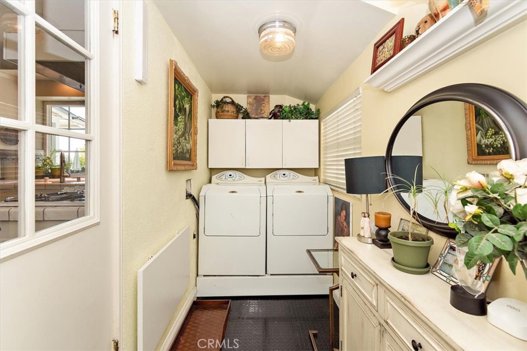 717 Bubbling Well Drive