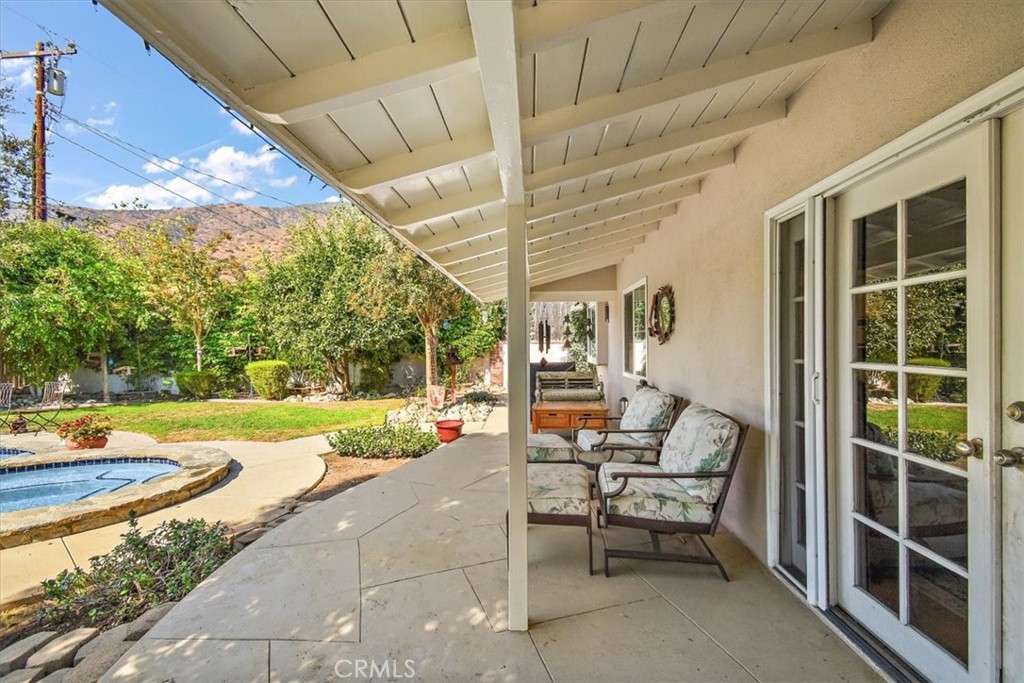 717 Bubbling Well Drive