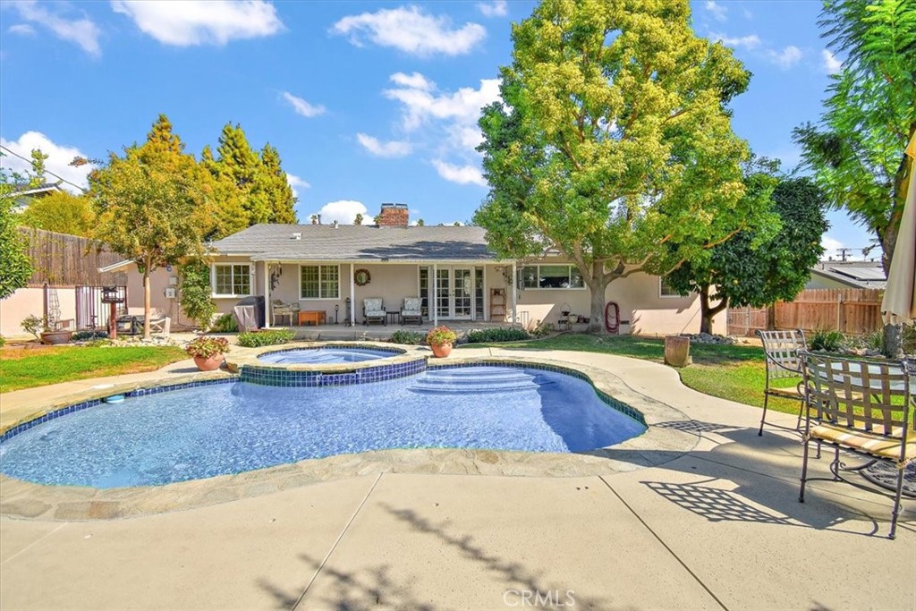 717 Bubbling Well Drive