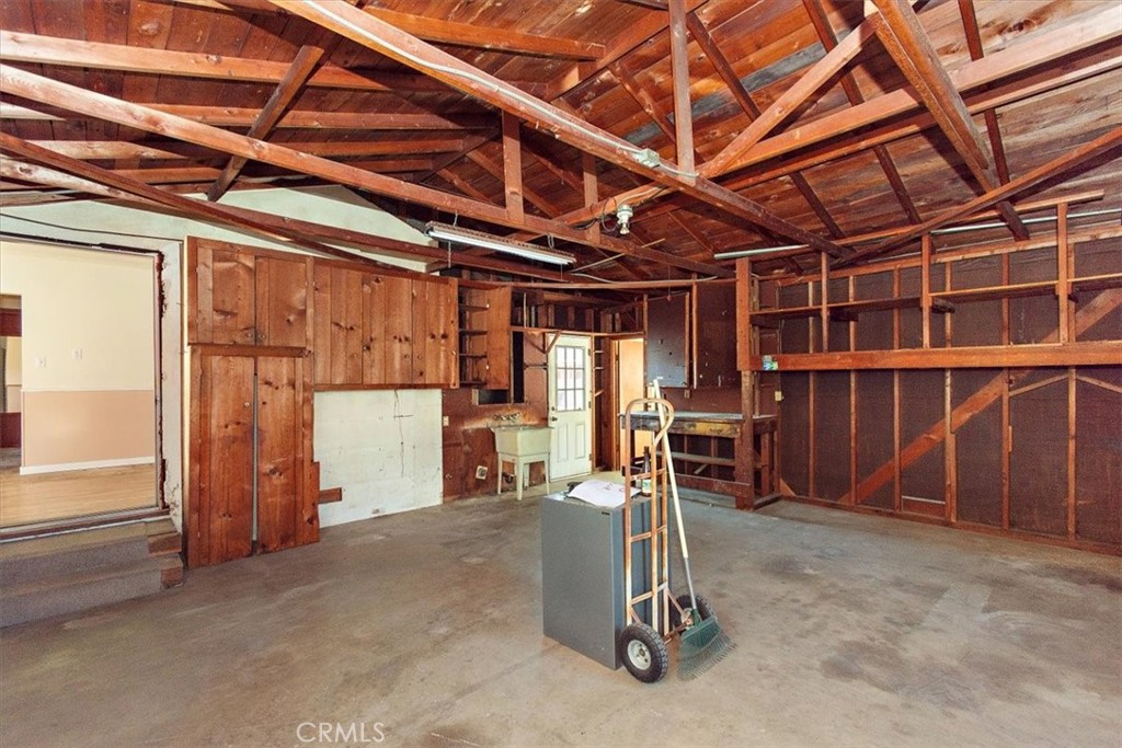 543 E Juanita Avenue