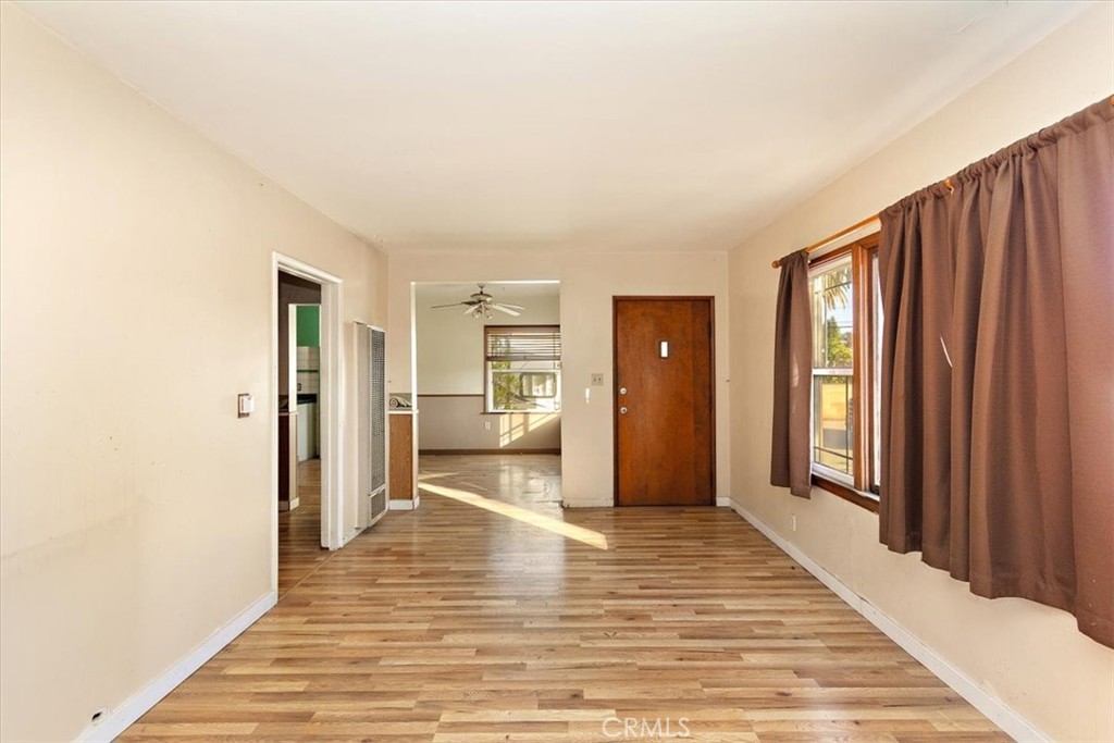 543 E Juanita Avenue