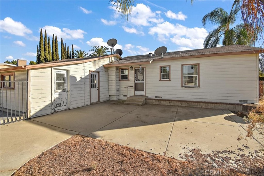 543 E Juanita Avenue