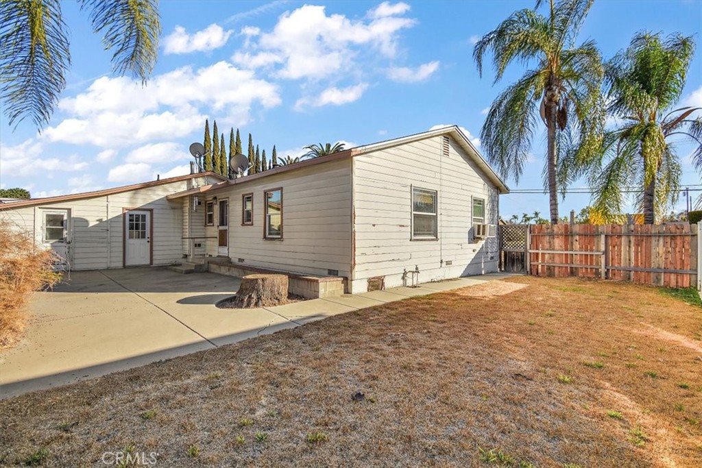 543 E Juanita Avenue