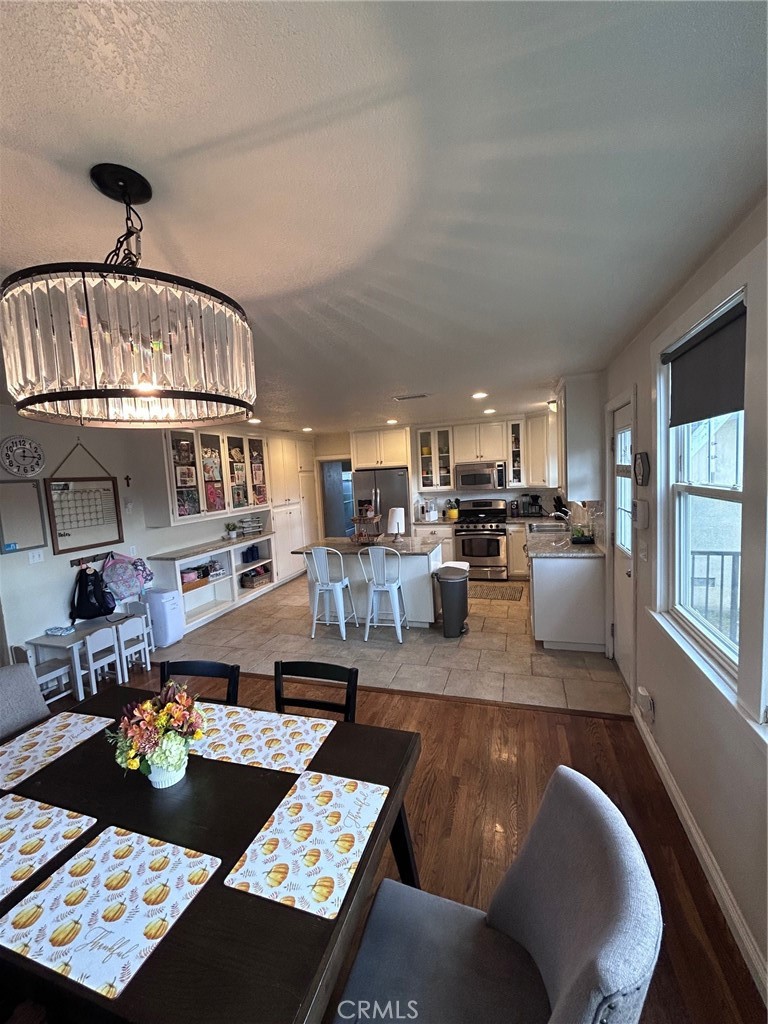 402 E Bennett Avenue A