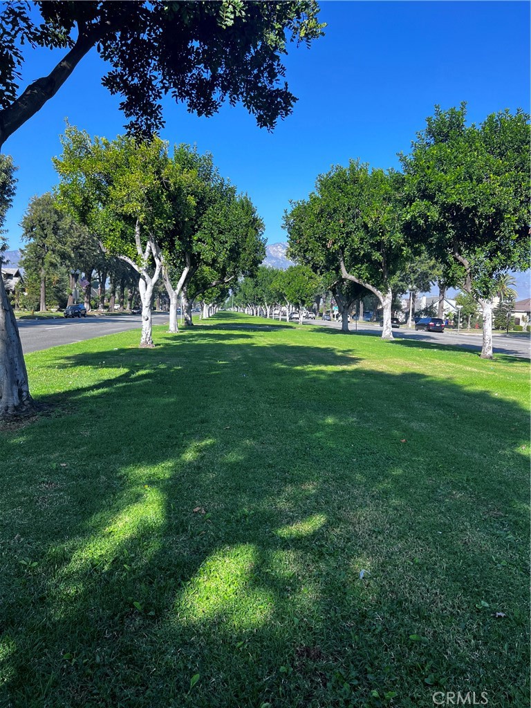 327 S Euclid Avenue B