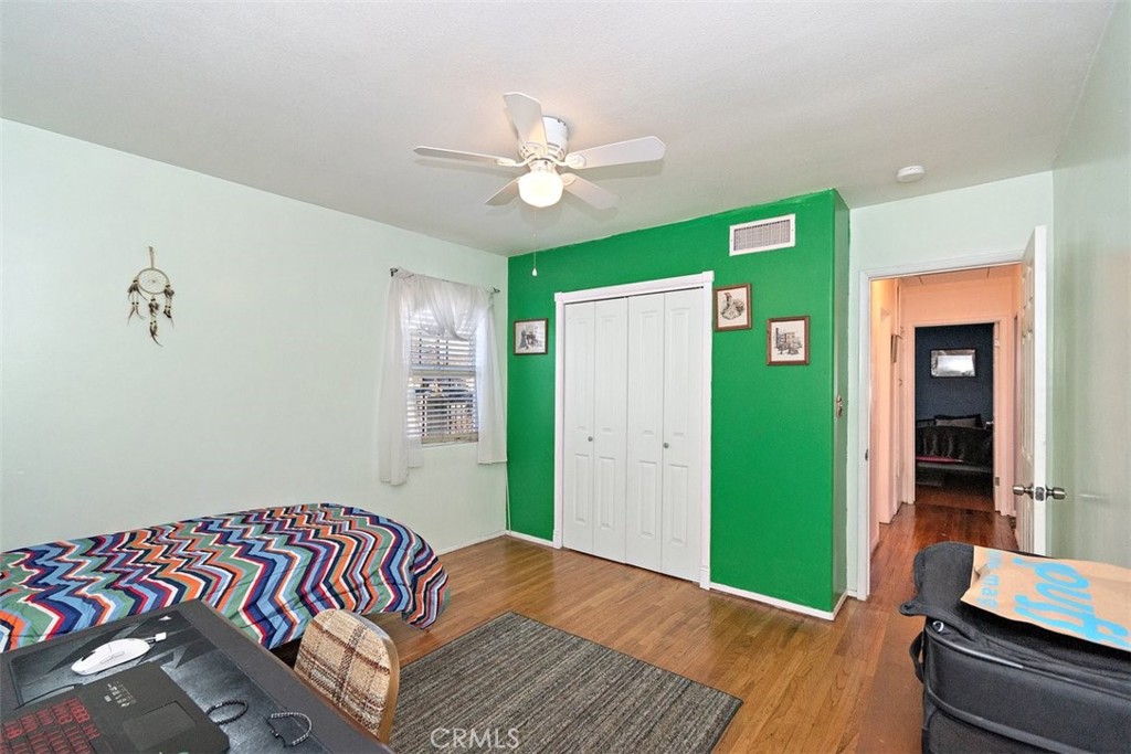 350 E Juanita Avenue