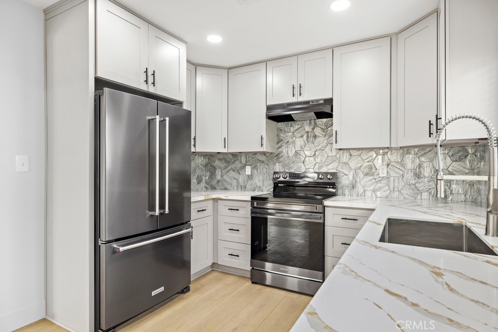 111 W Whitcomb Avenue