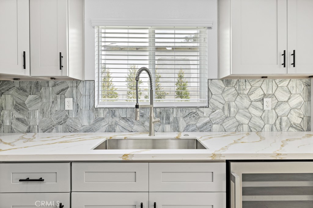 111 W Whitcomb Avenue