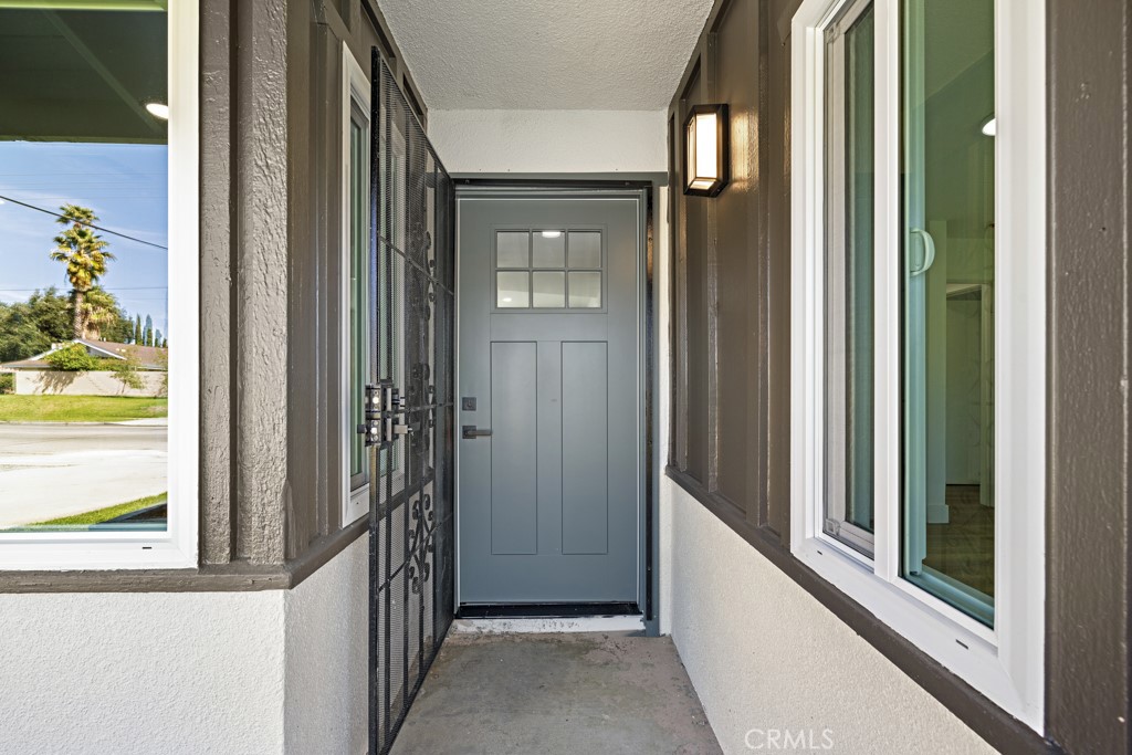 895 N Meridian Avenue