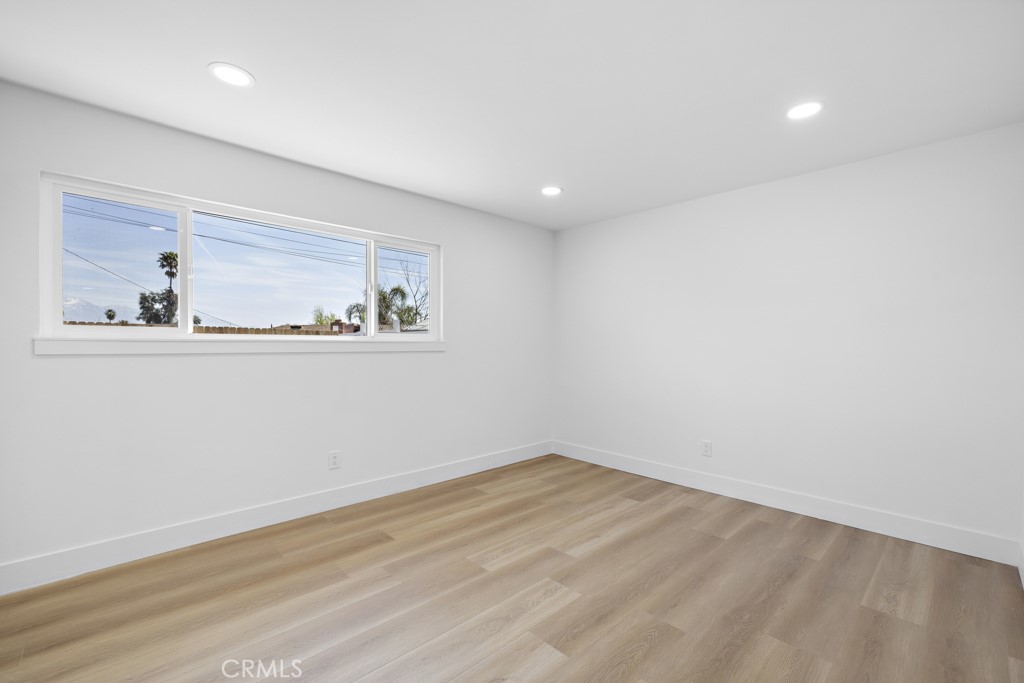 895 N Meridian Avenue