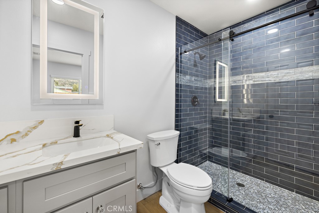 111 W Whitcomb Avenue