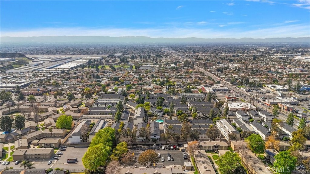 11150 Glenoaks Boulevard 300