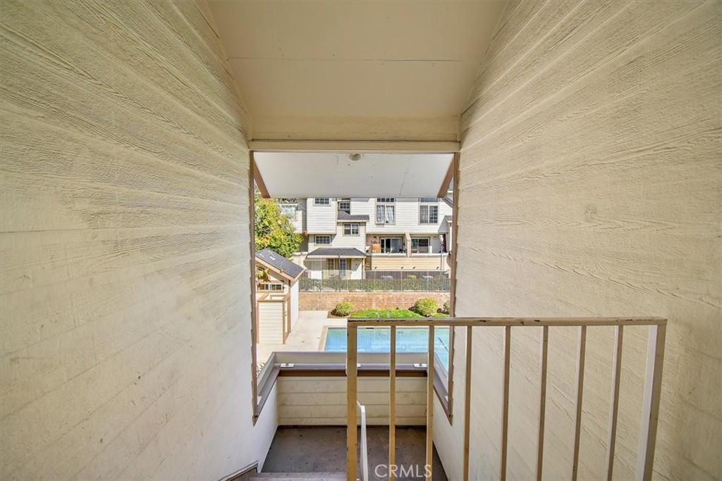 11150 Glenoaks Boulevard 300