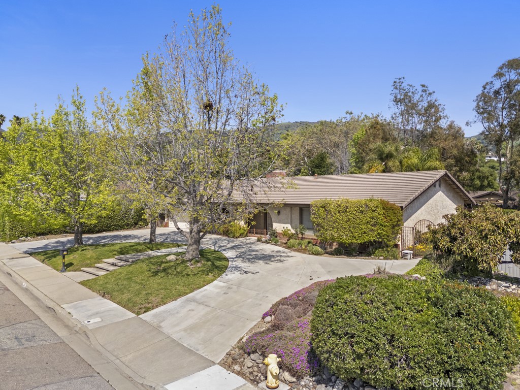 368 N Valley Center Avenue