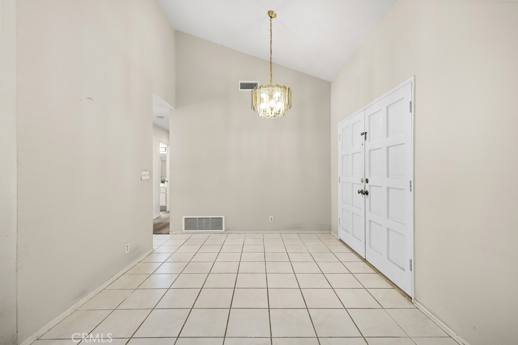 368 N Valley Center Avenue