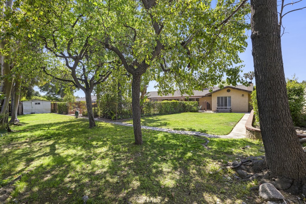 368 N Valley Center Avenue