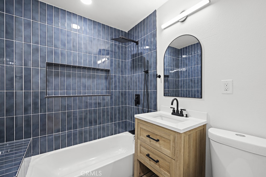 16719 E Renwick Road