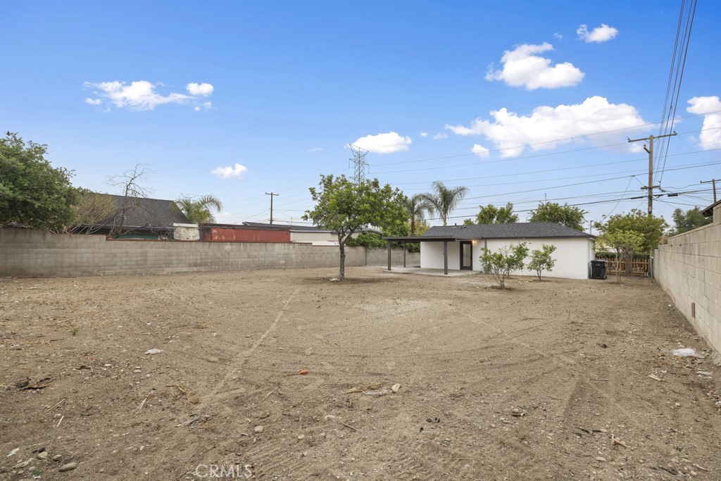 16719 E Renwick Road