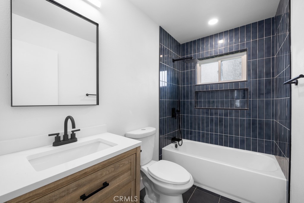 18103 Camino Bello 4