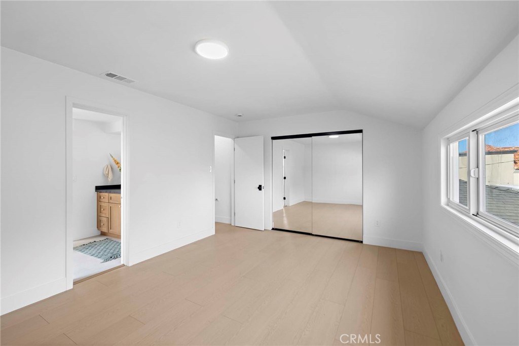 1239 W Cassidy Street