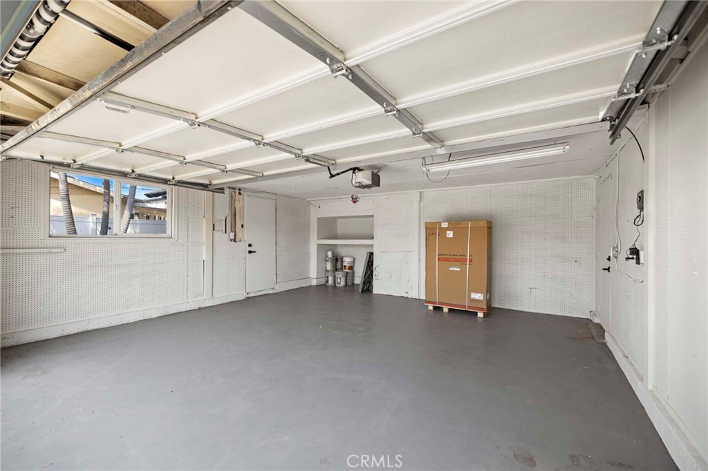 1239 W Cassidy Street