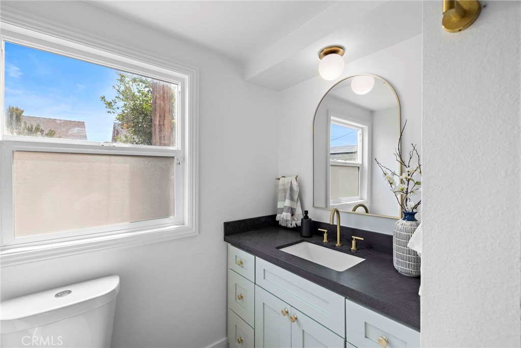 1239 W Cassidy Street