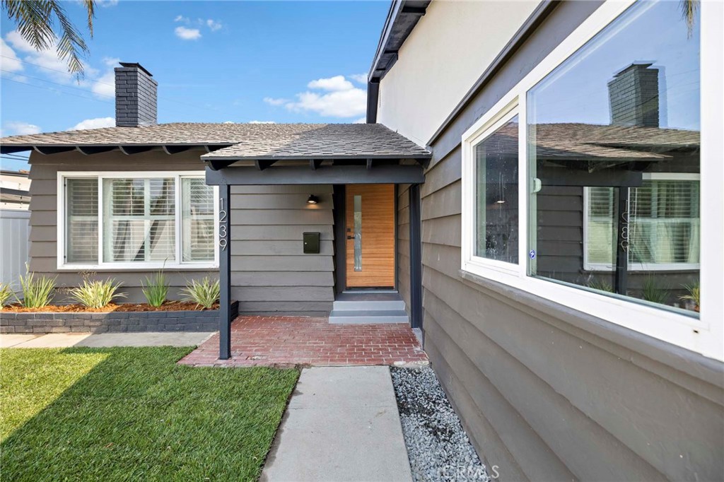 1239 W Cassidy Street