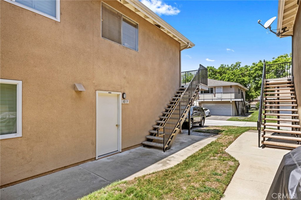 3015 Knollwood Avenue