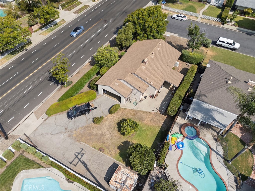 430 N Loraine Avenue