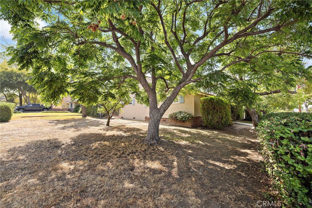 430 N Loraine Avenue