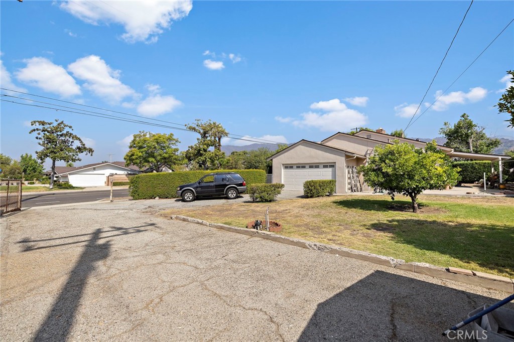 430 N Loraine Avenue