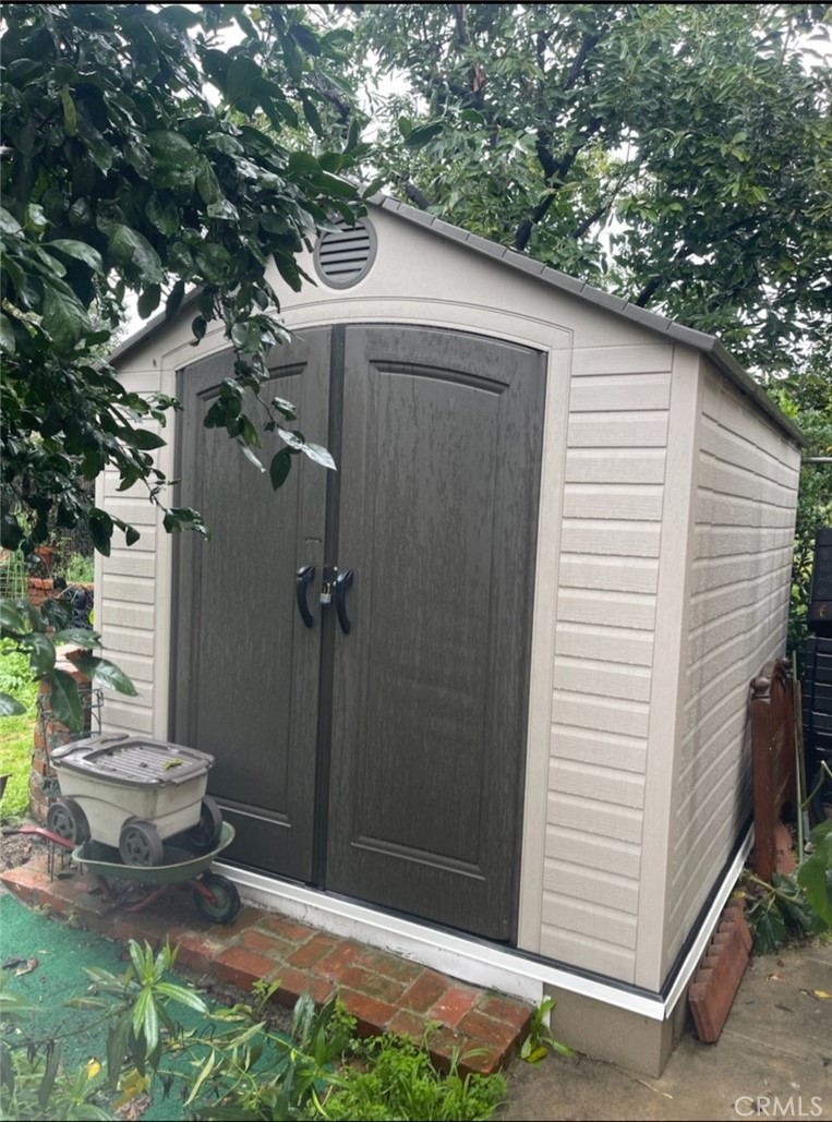 539 S Michillinda Avenue