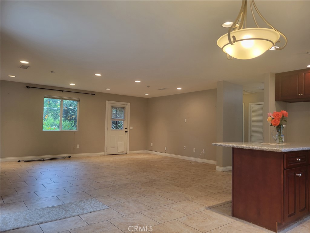 539 S Michillinda Avenue