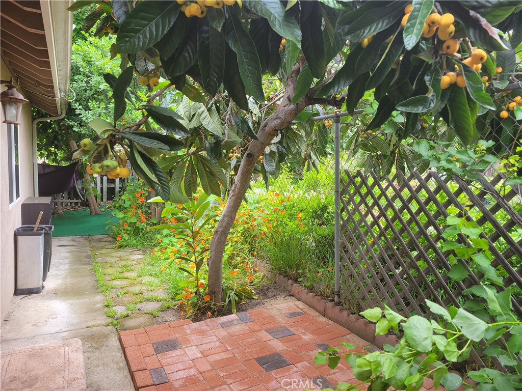 539 S Michillinda Avenue