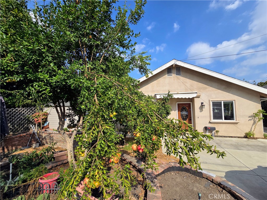 539 S Michillinda Avenue