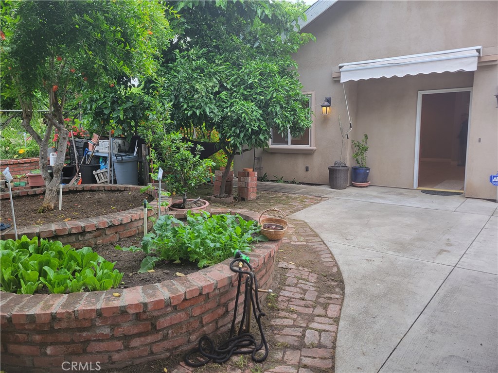 539 S Michillinda Avenue