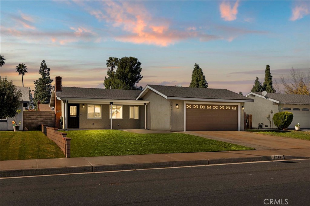 2844 S Cypress Point