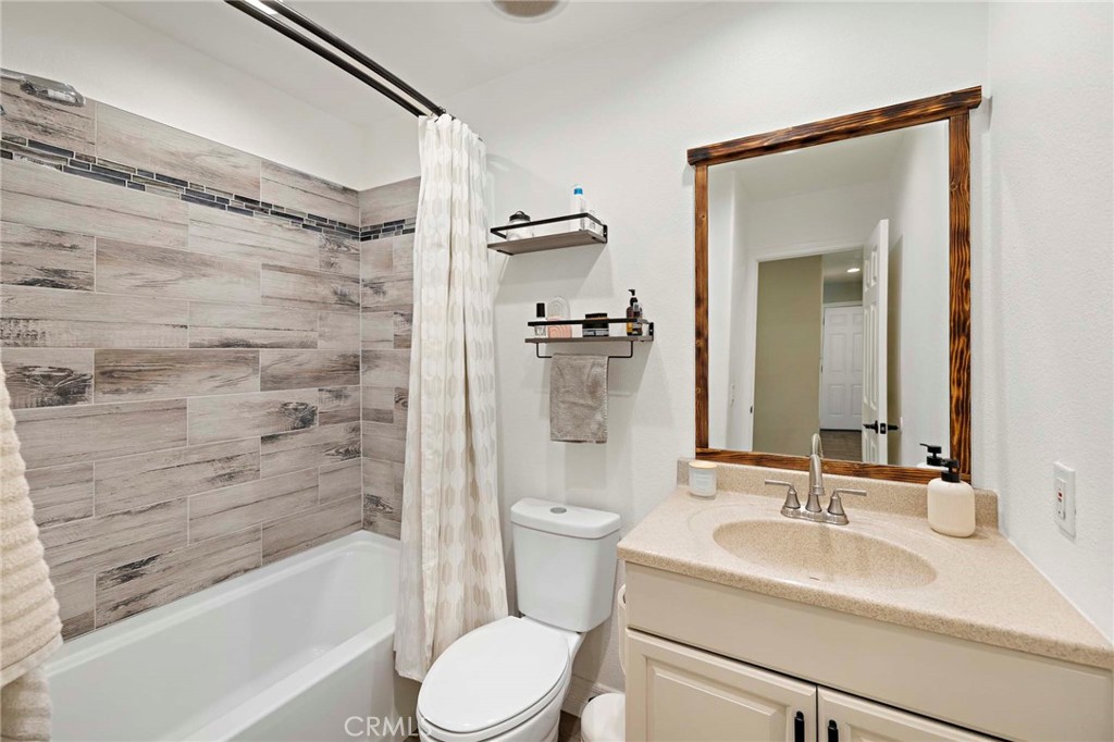 2844 S Cypress Point