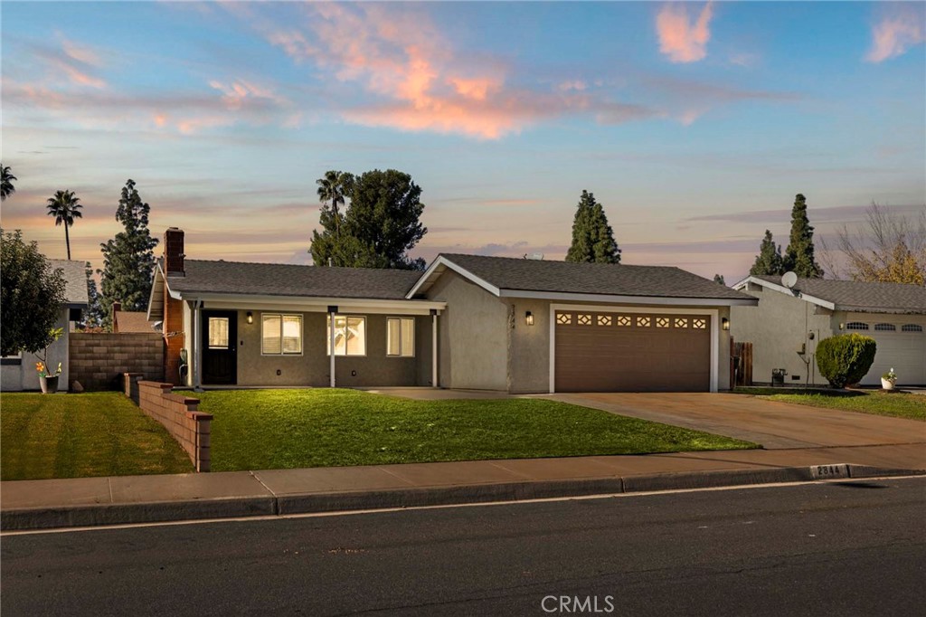 2844 S Cypress Point