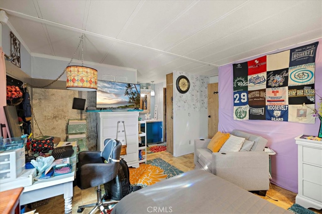 1081 W Arrow Highway 46