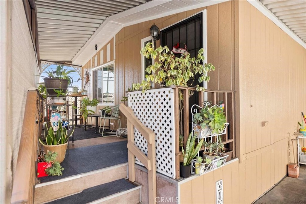 1081 W Arrow Highway 46