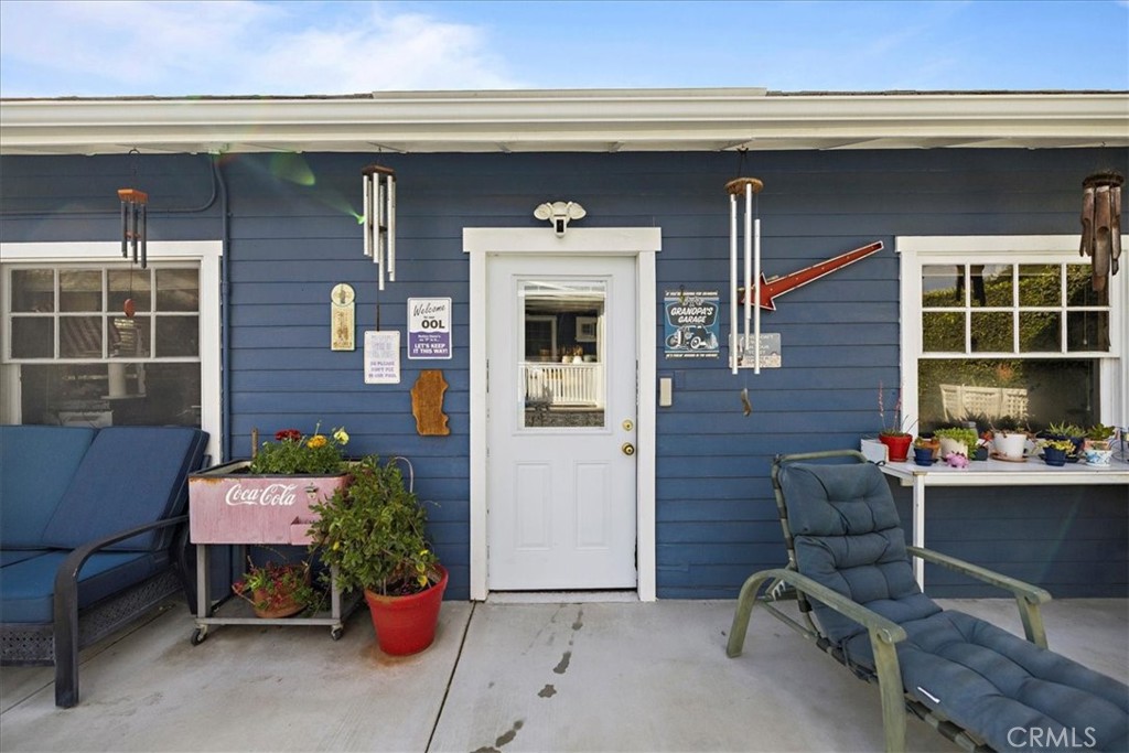 457 N Glendora Avenue