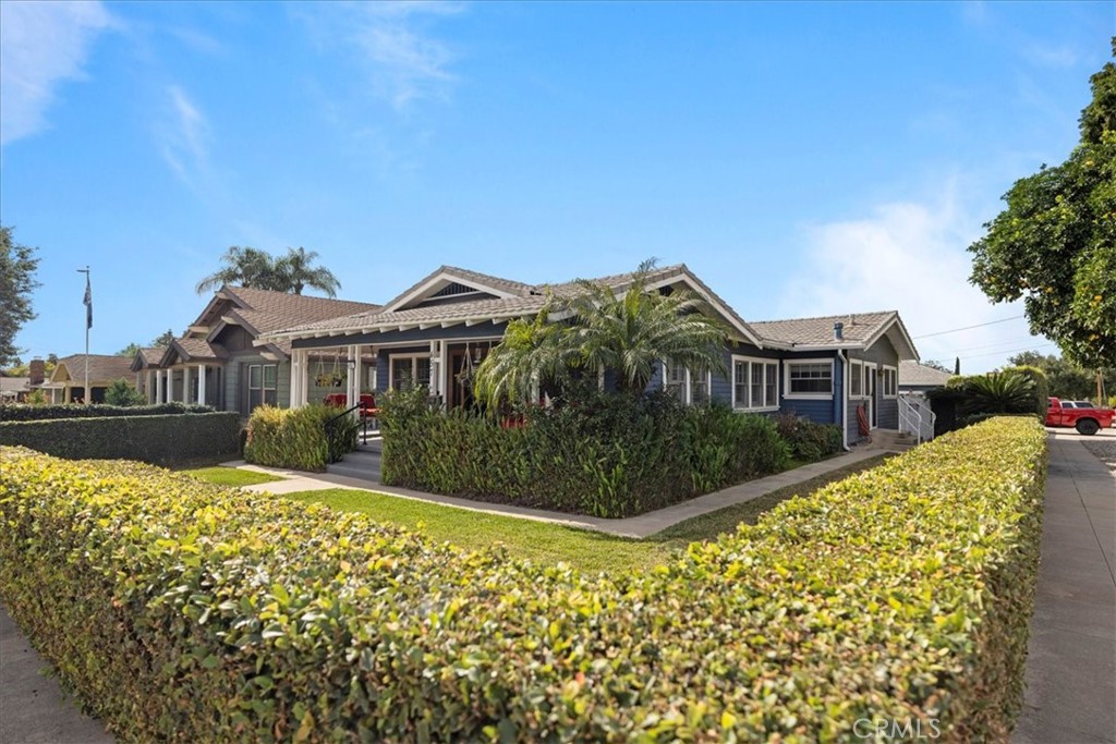 457 N Glendora Avenue