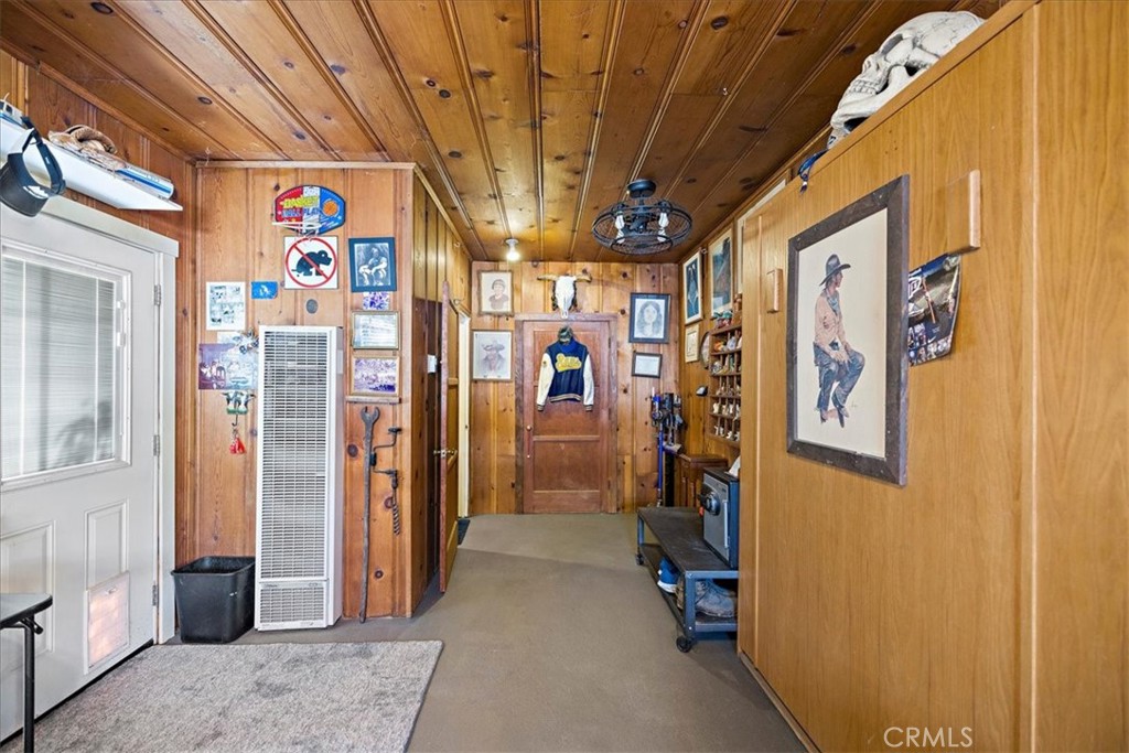 457 N Glendora Avenue