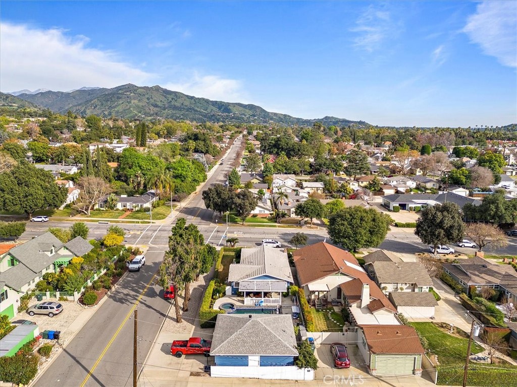 457 N Glendora Avenue