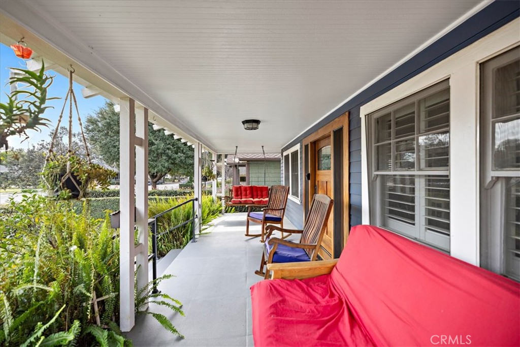 457 N Glendora Avenue